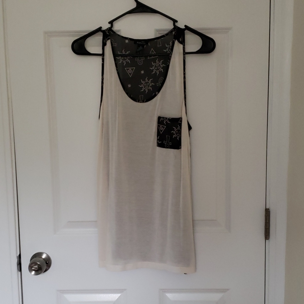 Adorable tank top!